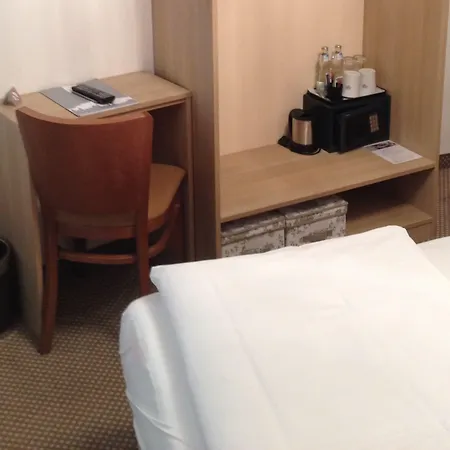 מלון Altstadthotel Weisse Taube