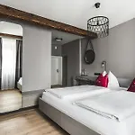 Altstadthotel Weisse Taube Ξενοδοχείο 4*