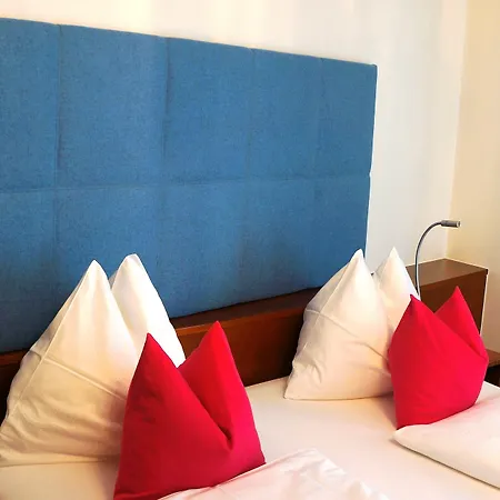 알슈타트호텔 바이세 타우베 4*