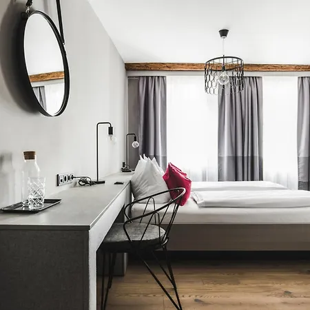 Altstadthotel Weisse Taube Hotel Salzburgo