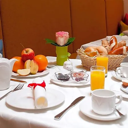 Altstadthotel Weisse Taube Salzburgo
