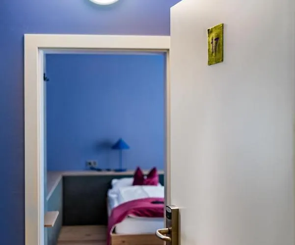 Altstadthotel Weisse Taube 4* Salzburgo