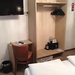 Altstadthotel Weisse Taube 4*