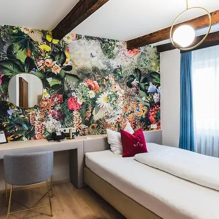 Altstadthotel Weisse Taube Salzburg