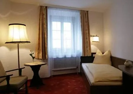 Altstadthotel Weisse Taube Salzburg