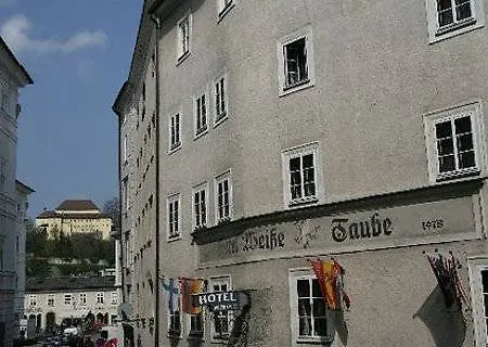 Altstadthotel Weisse Taube 4*