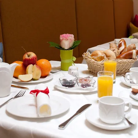 Altstadthotel Weisse Taube Salzburg